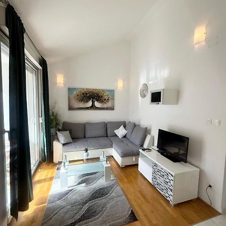 Apartment My Place สปลิท ภายนอก รูปภาพ